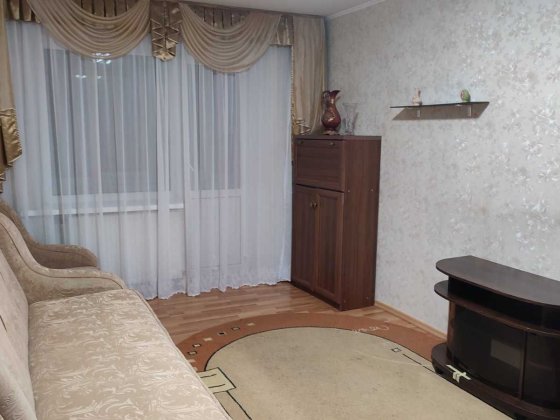 Оренда 3 к. квартира на вул.Коновальця_GK