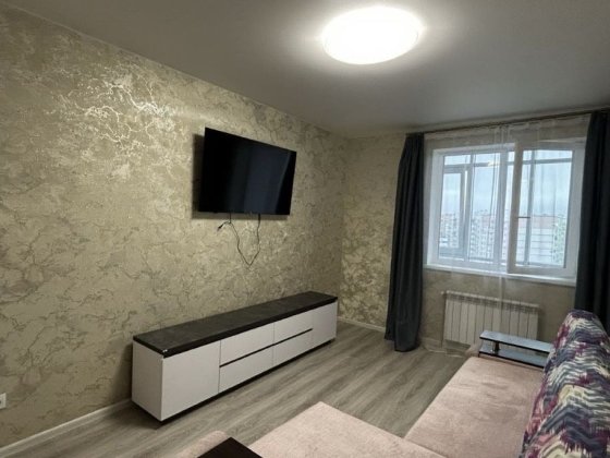 Р-н Боженко після ремонту все нове парковка у дворі Полтава