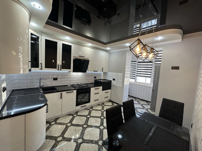 Оренда 2 кімнатна квартира+кладовка вул.Довженка жк Патріот - фото 1