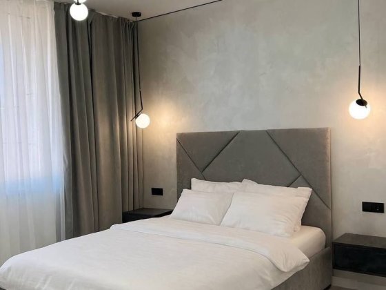 Здається 1 кім квартира (+ кухня студія) р-н ТЦ Майдан Черновцы