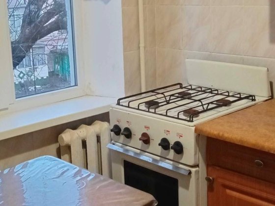 Р-н Макдональдс поруч зупинка Полтава