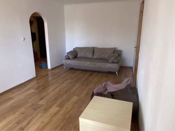 Оренда 2к на перехресті вул Довгої і Бельведерської в центрі