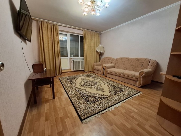 Оренда! 3-х. Кімнатної квартири. Вул. Бульвар Героїв Крут. - фото 1