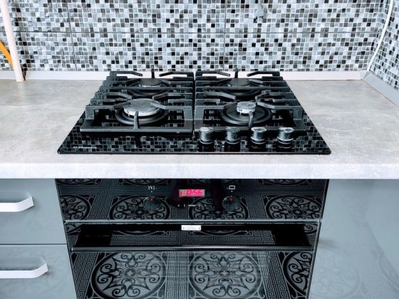 Алмазний, вул. Г. України, 19, однокімнатна квартира. Полтава