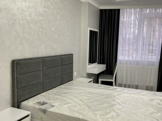 Здаєтсья 2 кімнатна новобудова на проспекті Черновцы