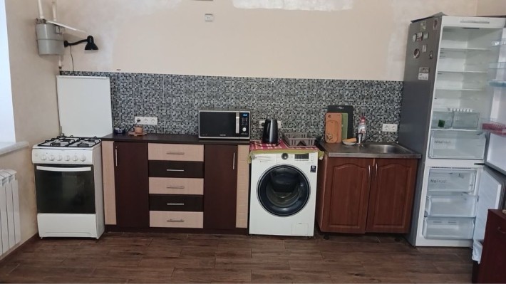 Інститут звʼязку  велика 3-х кімнатна квартира - фото 1