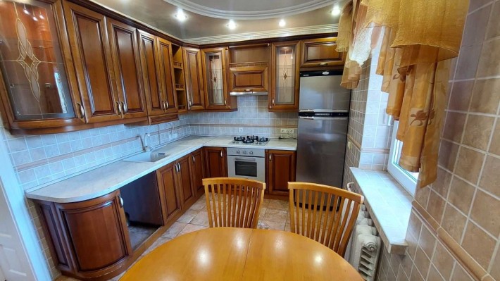 Здається 3 кім квартира (Центр) - фото 1