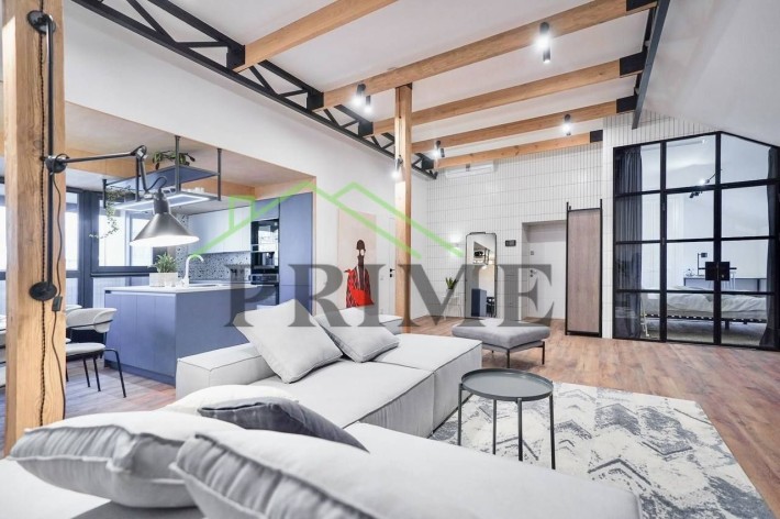 Сдам 3ком Дизайнерским ремонтом - фото 1