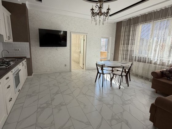 Оренда   три окремі спальні в історичному ценрі. Ужгород