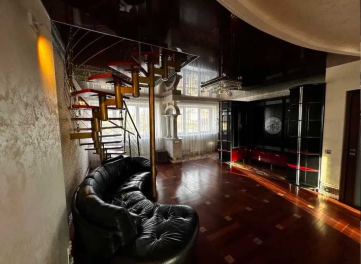 Здам в оренду атмосферну квартиру у центрі міста - фото 1