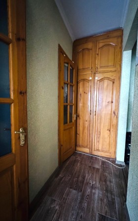 Здам 2 кімнатну квартиру по вул Макарова - фото 1