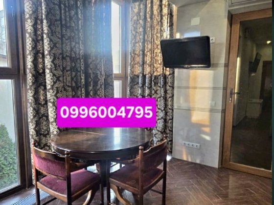 1 кім. Новобудова -студіо, панорамні вікна в тихий двір, гардеробна. Чернівці