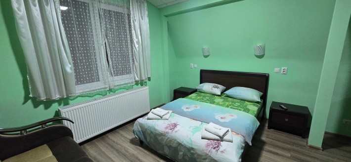 Квартира-студія від власника: оплата за місяць, комунальні включені! - фото 1