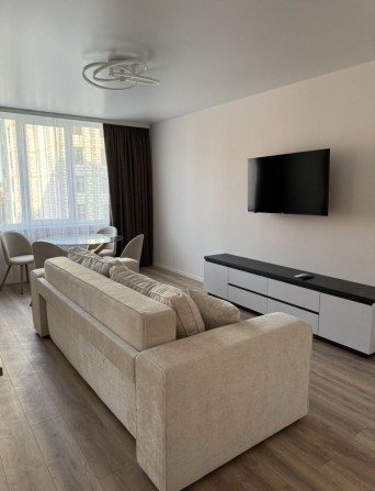 Оренда 2-х кімантної квартири ЖК Парус - фото 1