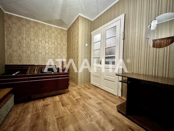 1 кім, р-н Черемош,1 поверх Чернівці