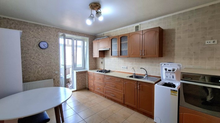 3-х кім. кв.  р-н Сєдова - "ДЕПОТ" - 9-та школа. - фото 1