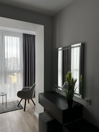 Квартира з дизайнерським ремонтом у центрі,можна з тваринками - фото 1