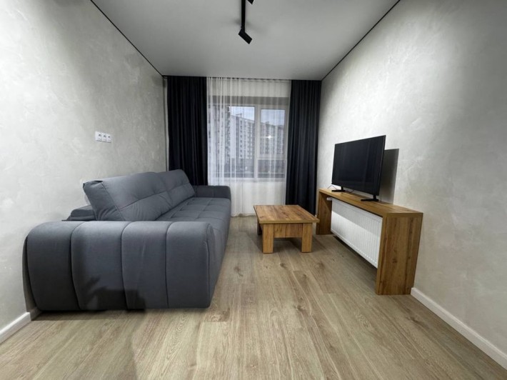 Оренда 1-но кімнатної квартири по вулиці КОРОЛЬОВА - фото 1