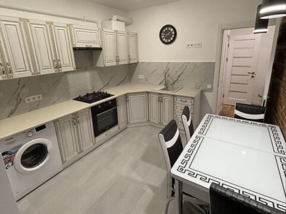 Здається о ренду 1-кім новобудова з євроремонтом в закритому ЖК Черновцы