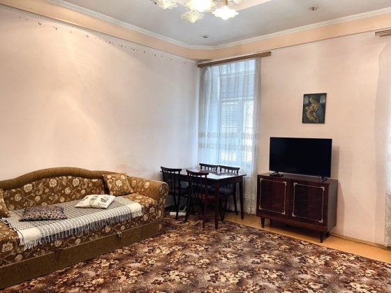 Оренда 1кімн квартири в центрі міста Черновцы