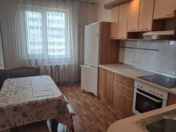 Оренда 2-кім.квартири без комісії.  Драгоманова, 14 А. Позняки.