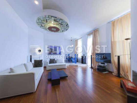 (77м2)Велика Васильківська 14/ Хрещатик Метро Площа українських героїв/ паркінг