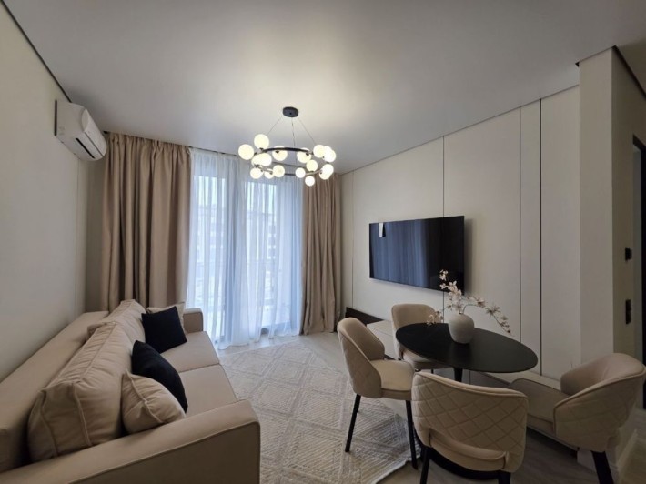 Перша здача! Квартира з дизайнерським ремонтом  в паркденд 1,5 кімната - фото 1