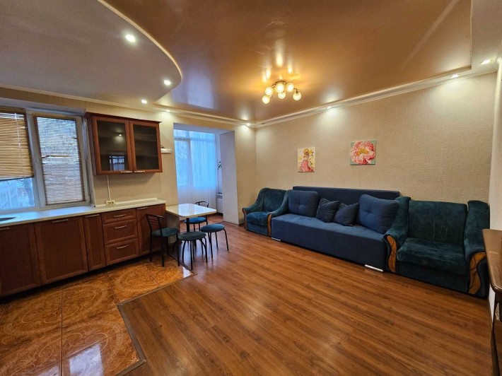 Оренда 2к квартири на Коцюбинського - фото 1