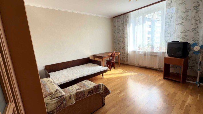 Здолбуновская, 1-к отличная квартира, метро Позняки Осокорки - фото 1