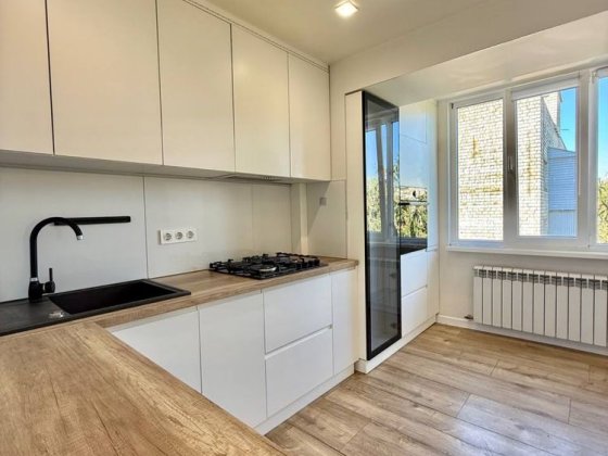 Оренда 2к  квартири на Героїв Майдану Черновцы