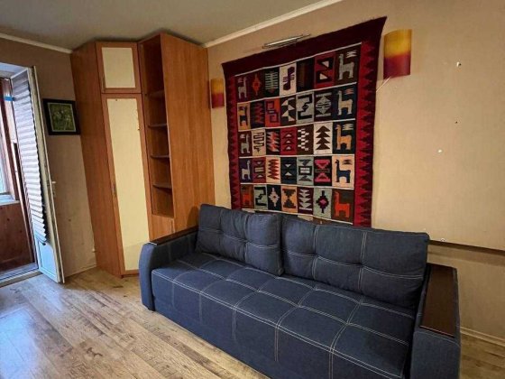 1 кімнатна від власника. Метро "Тараса Шевченка" Київ