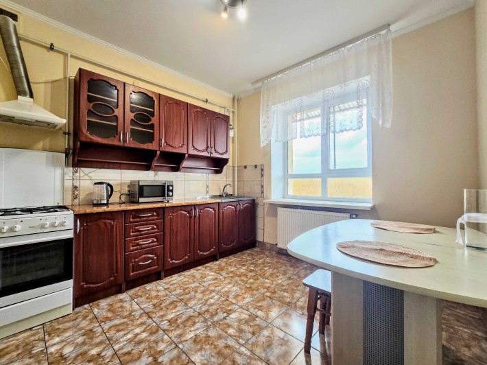 Здається 1 кімнатна НОВОБУДОВА вул.РІВНЕНСЬКА (ТЦ Майдан, McDonald's) - фото 1