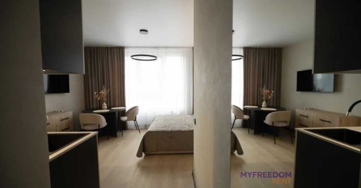 Перша здача! Стильний смарт з терасою на даху | Поділ (метро 10 хв) - фото 1