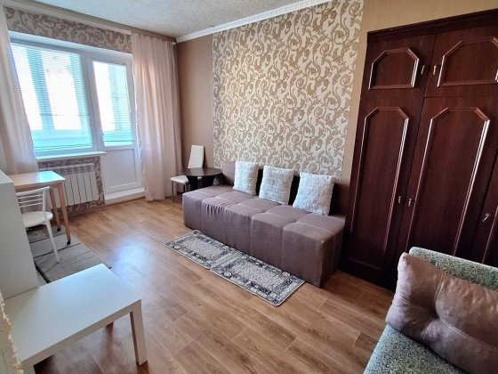 Сдам 1 ком.кв.ул.Будущанская 7 А.евроремонт долгосрочно.