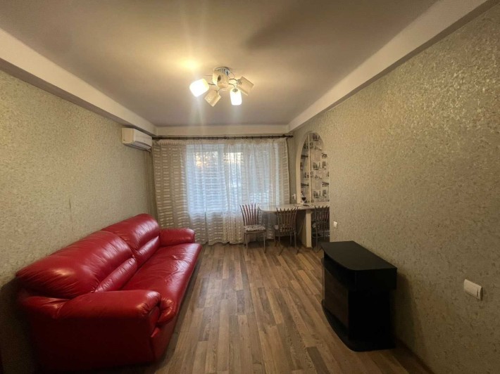 Затишна 2-кімнатна квартира Русанівська набережна, 4 - фото 1