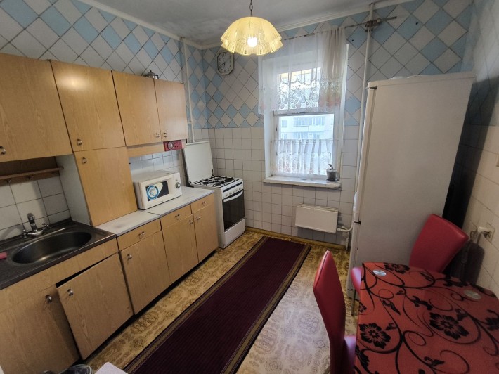 Оренда 2 кімнатної квартири. Р-н Рокосовського Освіти 10. - фото 1