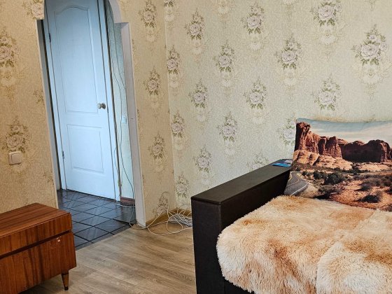 Сдам 1 ком. квартиру ул.Космонавта Поповича 24 м. Лесная ехать 7 мин.