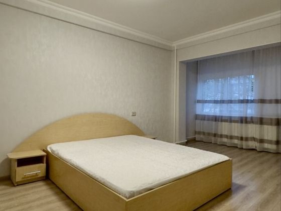 Оренда квартири з новим ремонтом 1 пов ГАЗ Березняки Київ метро 10хв