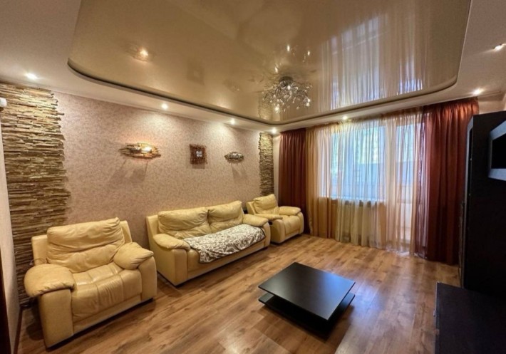 Оренда 2 кімнатної квартири на Поділлі - фото 1