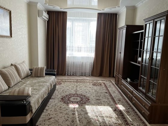 Оренда 2х кім.квартира м.Чернігівська,Юрія Поправки 4/39-А Київ