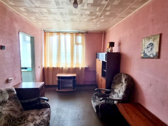 Победа 1 малосемейка правый берег центр 5 минут  Набережная Победы Днепр