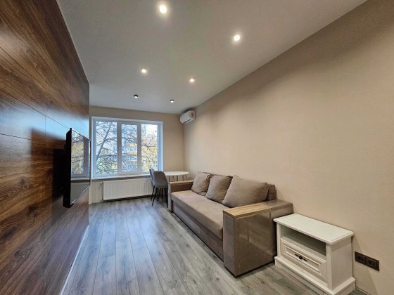 Оренда двокімнатна квартира 45m2 Севастопольська пл |м| Вокзальна