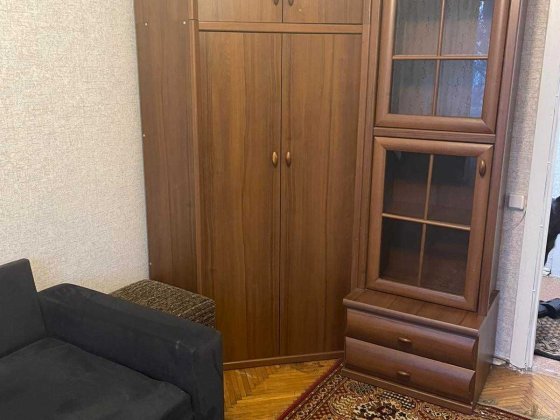 Сдам 2х ком кв ул Соловьяненко 12, 5 мин пешком м. Черниговская