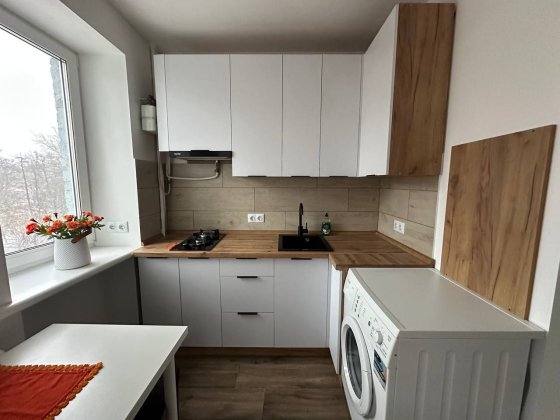 Оренда квартири на Виноградарі, пл Шевченка, Минский массив