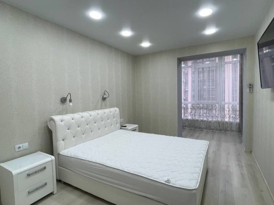 3к ЖК Ривер Парк, Набережная Победы 42, небольшая собачка обсуждается Днепр