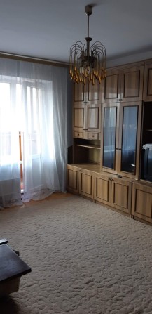 Здам в оренду 1 кімнатну квартиру на  початку Троєщини по пр.Червоної - фото 1