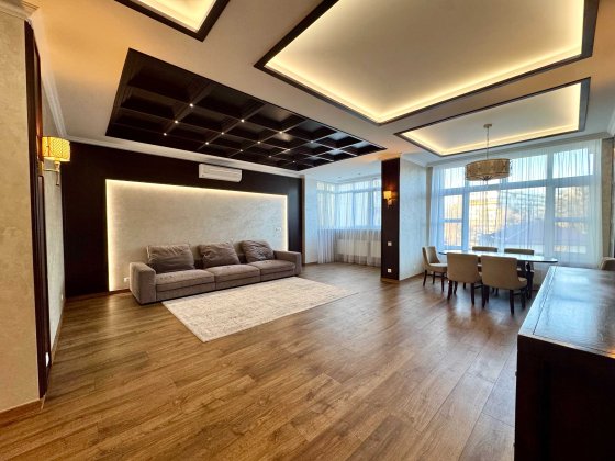 Власник здам квартиру по вул. Парково-Сирецька, 4В, ЖК Голден парк Київ