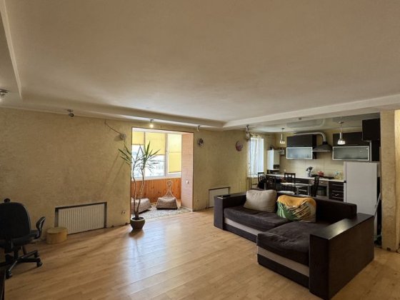 Здається двокімнатна квартира ( пр-кт Незалежності) з  Автоном. опален Житомир