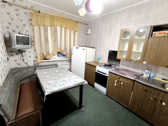 2 комн кв-ра 16мкрн, Бахчисарай, Хортицкий р-н Запоріжжя