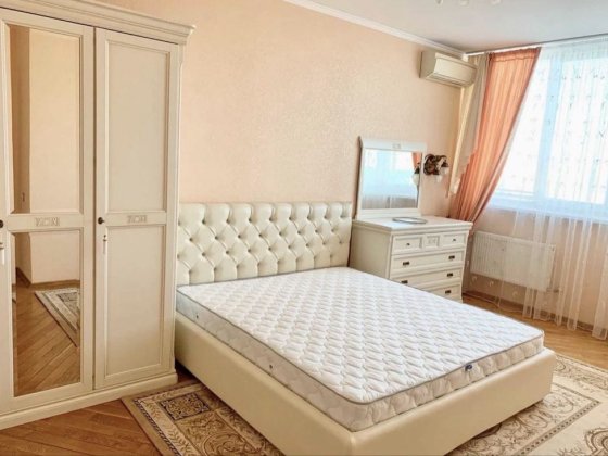 Ґедройця (Тверська) 2 Оренда 4К Квартири Центр Палац Україна Киев